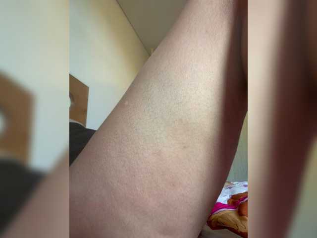EvanShell1 live cam on BongaCams