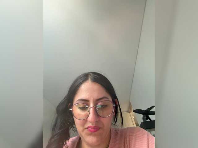 EvanShell1 live cam on BongaCams