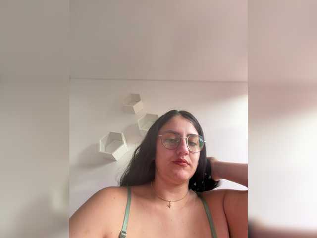 EvanShell1 live cam preview