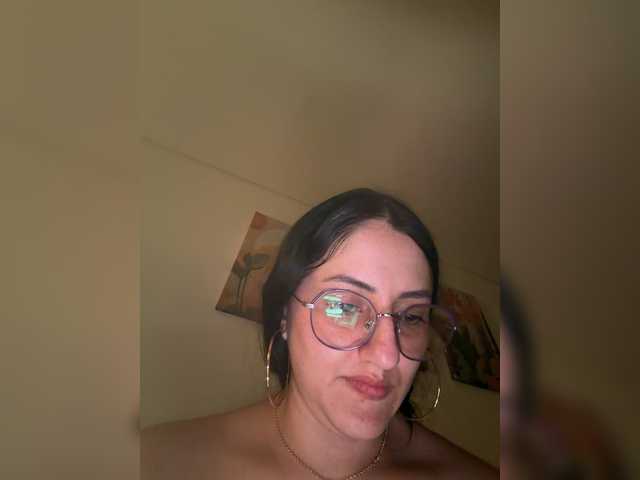 EvanShell1 live cam on BongaCams