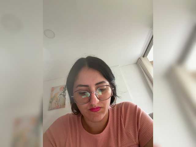 EvanShell1 live cam on BongaCams