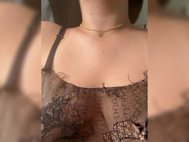 EvanShell1 live webcam show