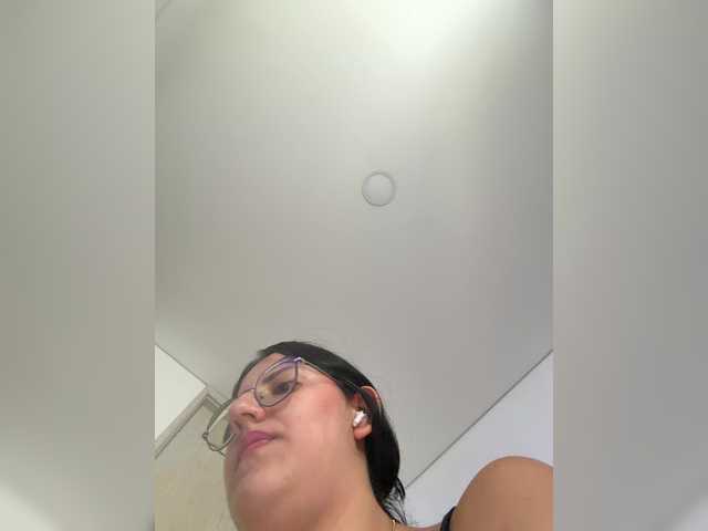 EvanShell1 live webcam show