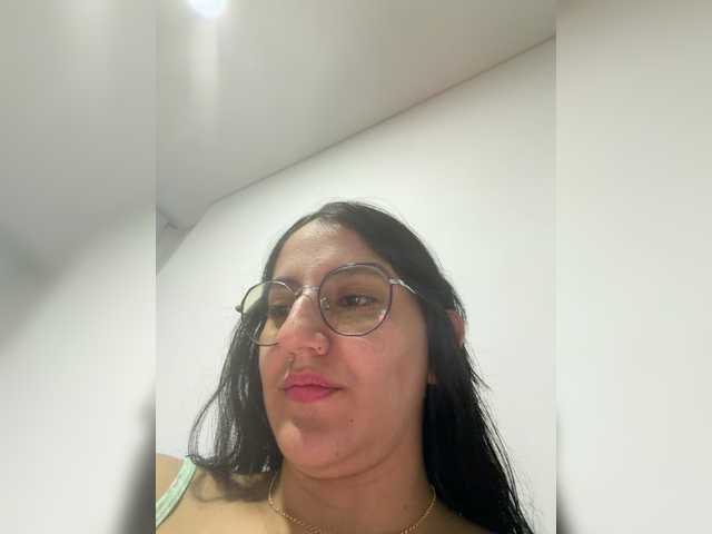 EvanShell1 live cam on BongaCams