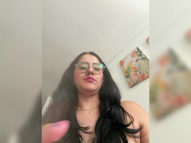 EvanShell1 live cam on BongaCams