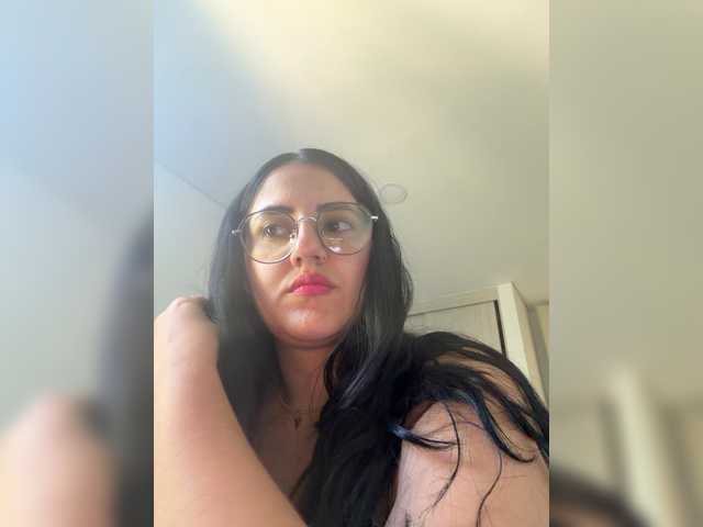 EvanShell1 live webcam show