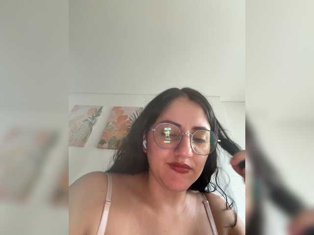 EvanShell1 live cam on BongaCams