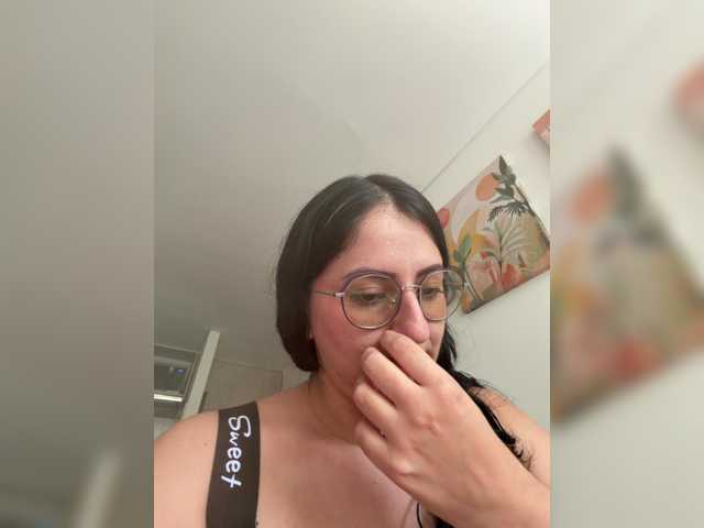 EvanShell1 live cam on BongaCams