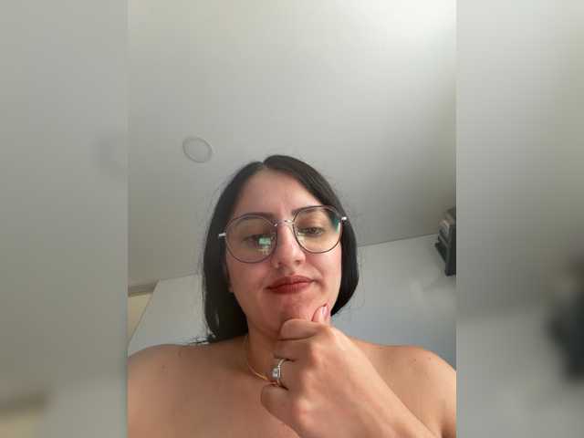 EvanShell1's BongaCams show and profile