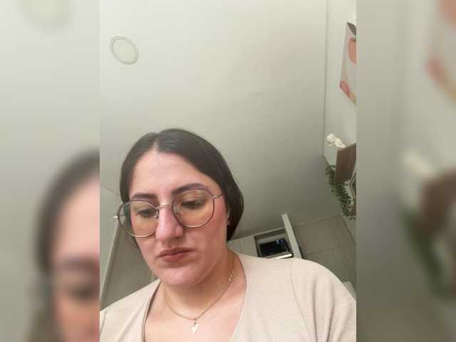 EvanShell1 live cam on BongaCams