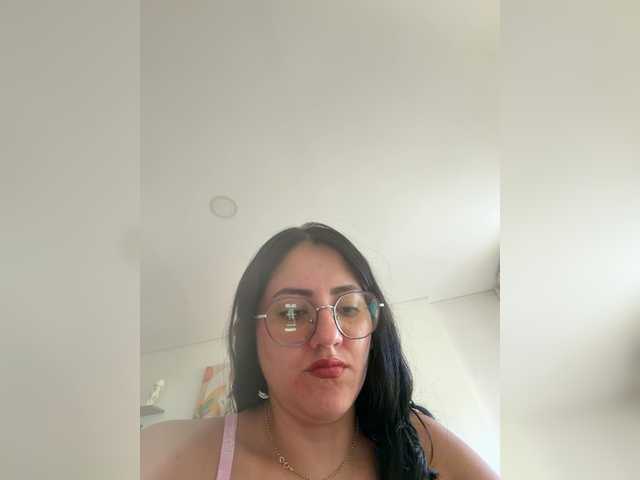 EvanShell1 live cam on BongaCams