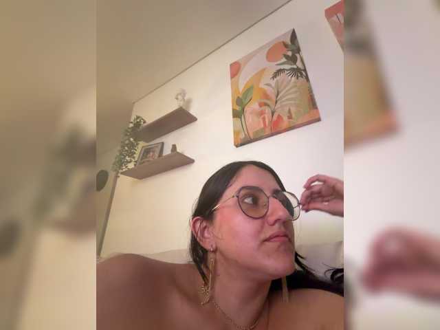EvanShell1 live cam on BongaCams