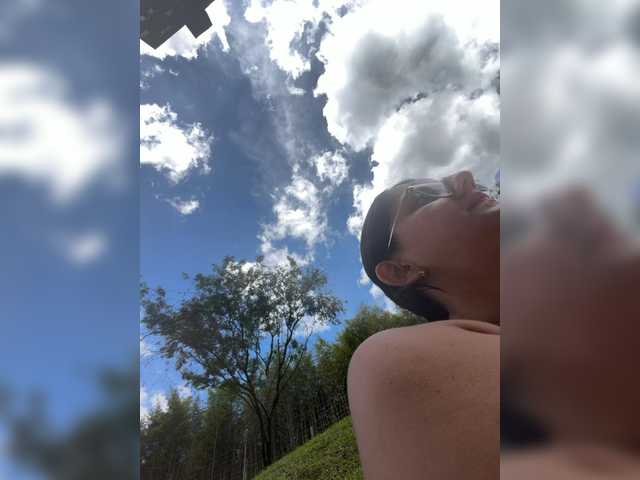 EvanShell1 live cam on BongaCams