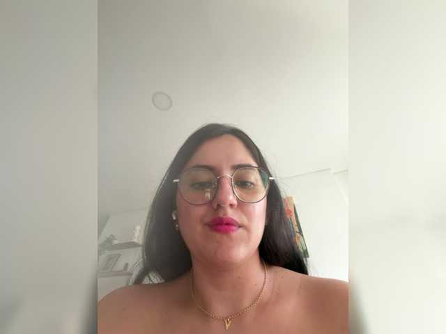 EvanShell1 live cam on BongaCams