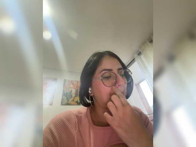 EvanShell1 live cam on BongaCams