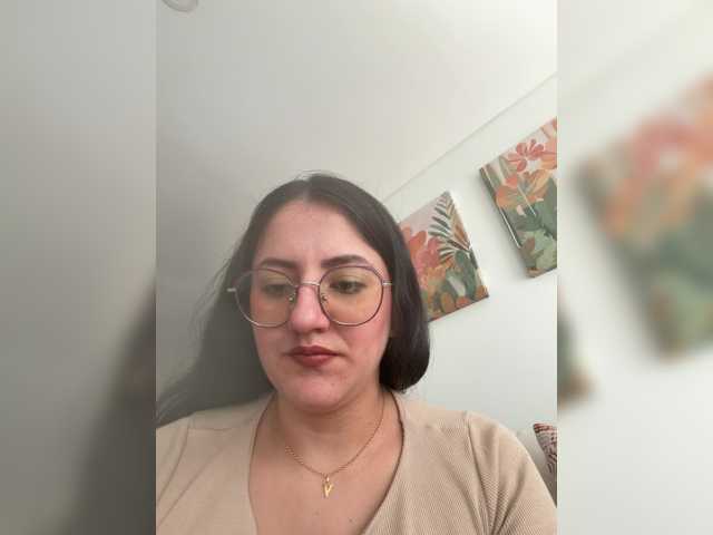 EvanShell1 live cam on BongaCams