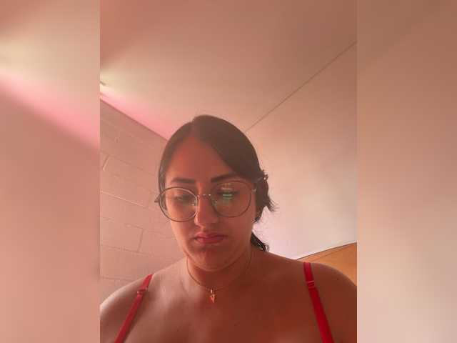 EvanShell1 live cam on BongaCams