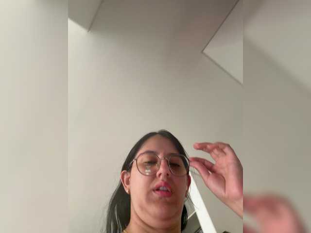EvanShell1 live cam on BongaCams