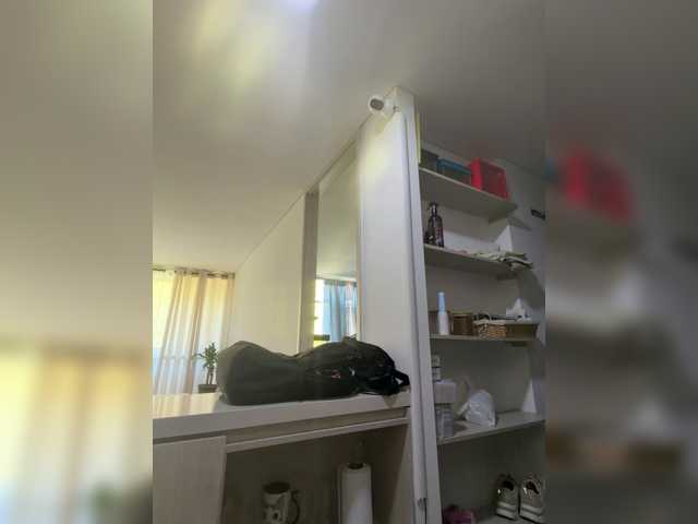 EvanShell1 live cam on BongaCams