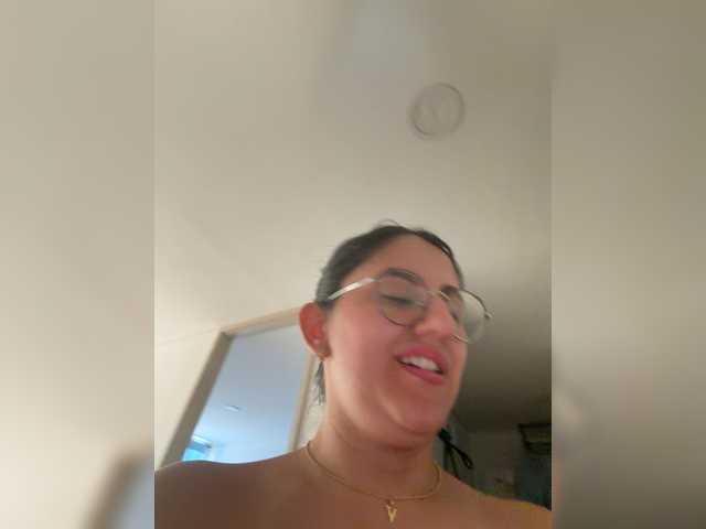 EvanShell1 live cam on BongaCams