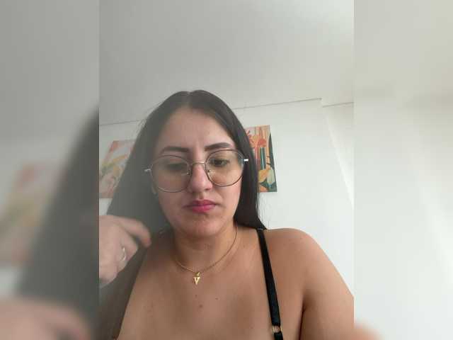 EvanShell1 live cam on BongaCams