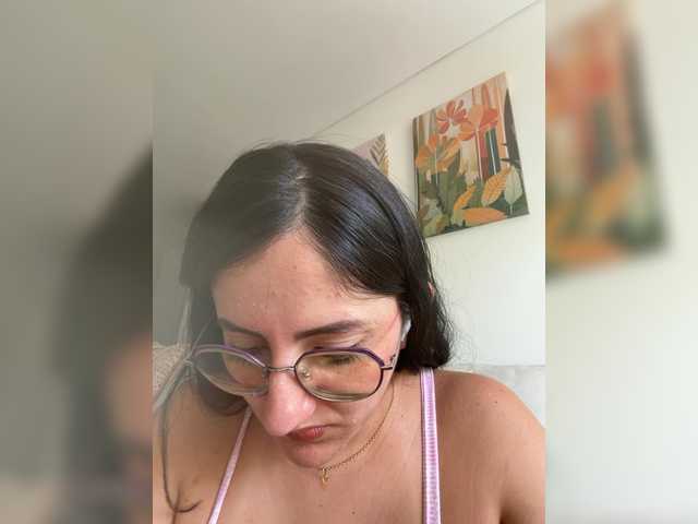 EvanShell1 live cam on BongaCams