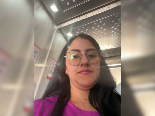 EvanShell1 live cam on BongaCams