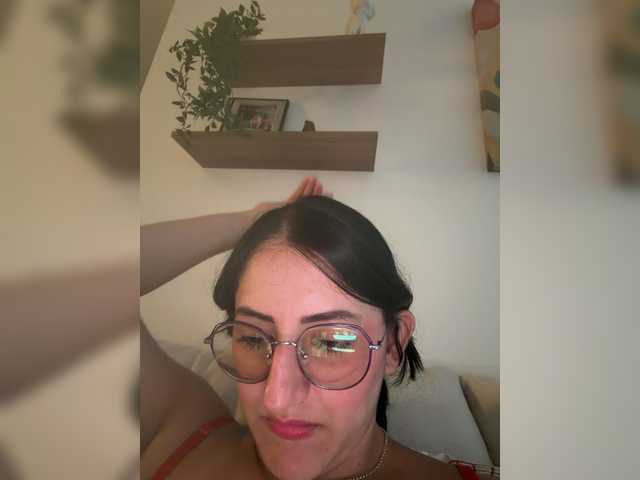 EvanShell1 live cam on BongaCams
