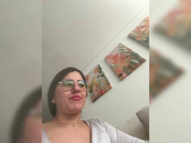 EvanShell1 live cam on BongaCams