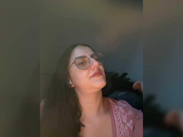 EvanShell1 live cam on BongaCams