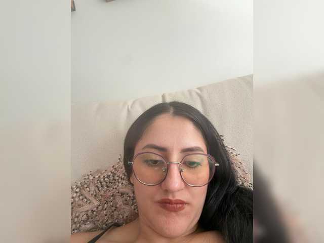 EvanShell1 live cam on BongaCams
