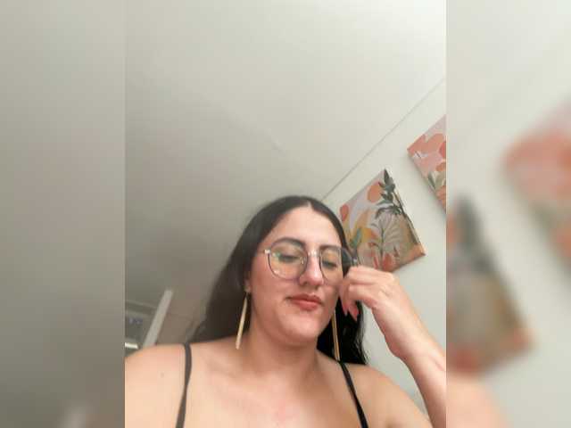 EvanShell1 live cam on BongaCams