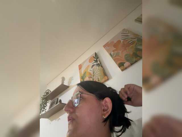 EvanShell1 live cam on BongaCams