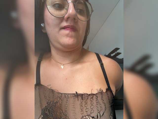 EvanShell1 live webcam show