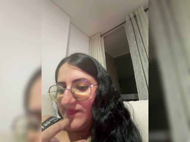 EvanShell1 live cam on BongaCams