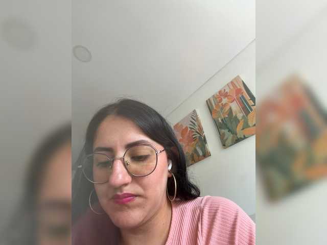 EvanShell1 live cam on BongaCams