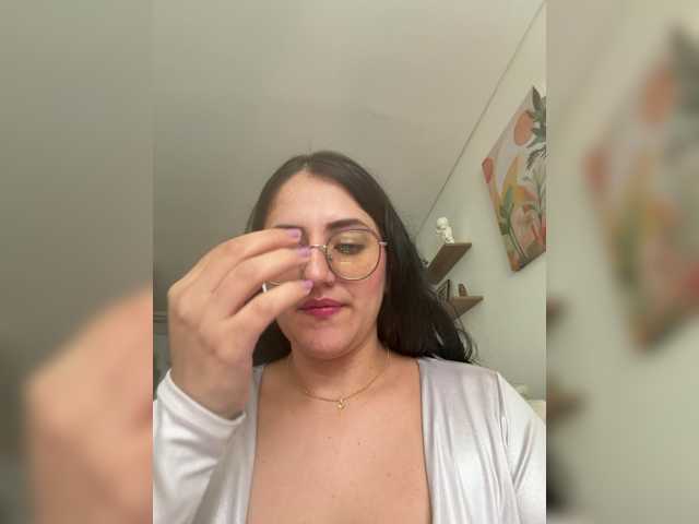 EvanShell1 live cam on BongaCams