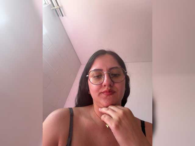 EvanShell1 live cam on BongaCams