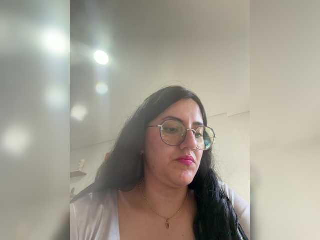 EvanShell1 live cam on BongaCams
