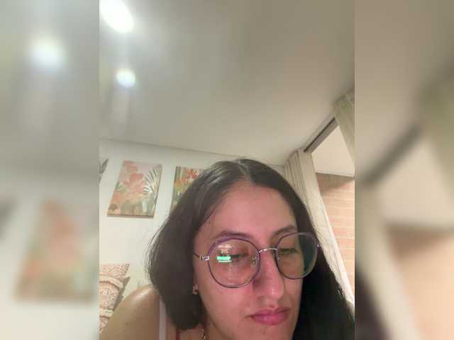 EvanShell1 live cam on BongaCams