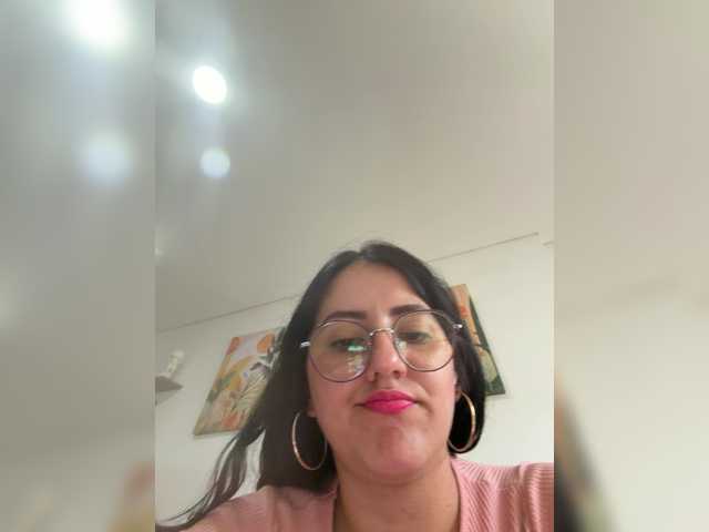 EvanShell1 live cam on BongaCams