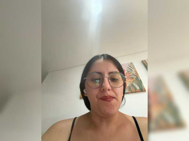 EvanShell1 live cam on BongaCams