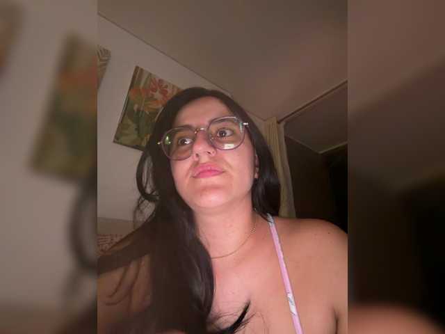 EvanShell1 live cam on BongaCams