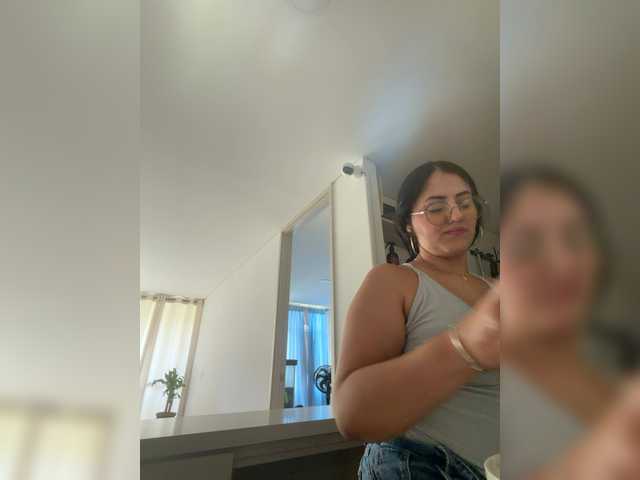 EvanShell1 live webcam show