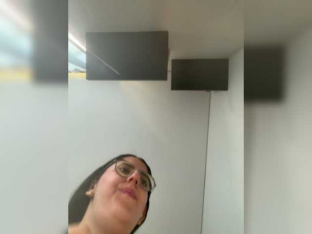 EvanShell1 live cam on BongaCams