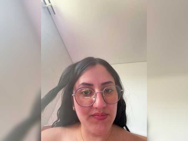 EvanShell1 live cam on BongaCams
