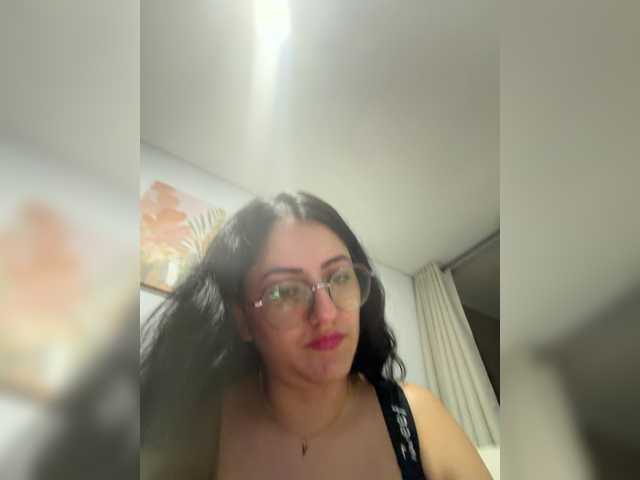 EvanShell1 live cam on BongaCams