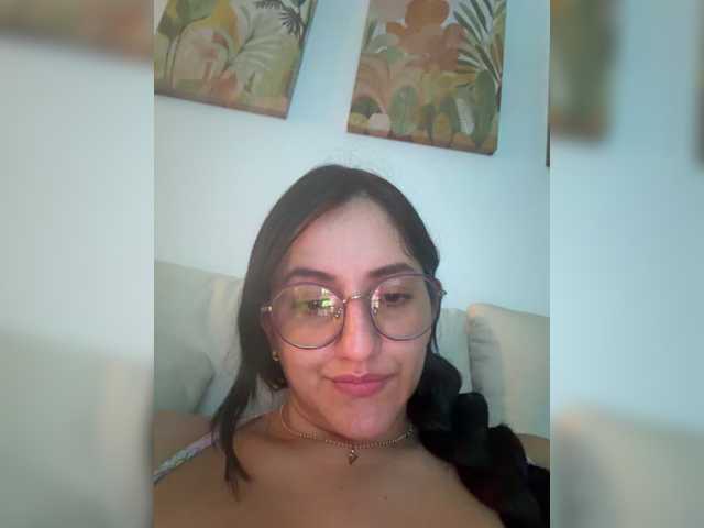 EvanShell1 live cam on BongaCams