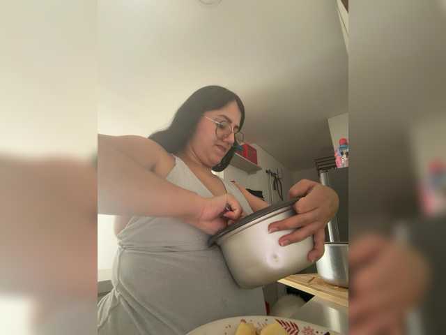 EvanShell1 live cam on BongaCams
