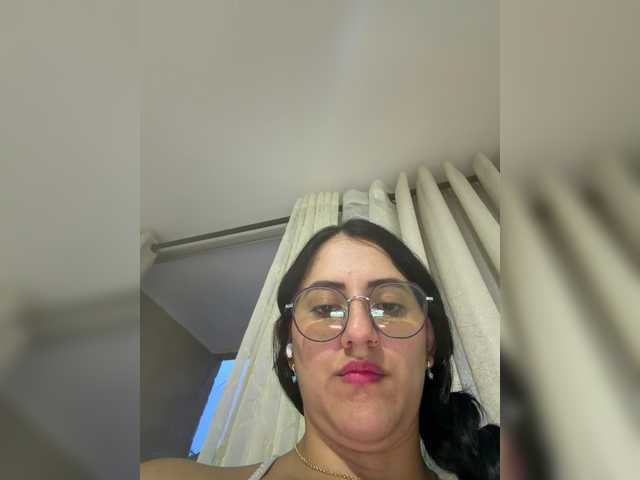 EvanShell1 live cam on BongaCams